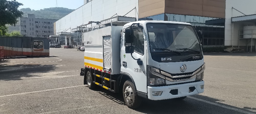 國省道清掃保潔車